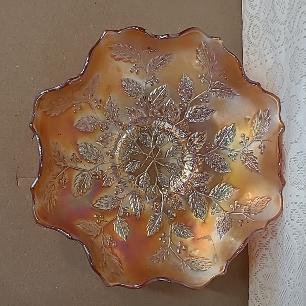 Vintage Fenton Marigold Orange Carnival Glass Leaves Bowl